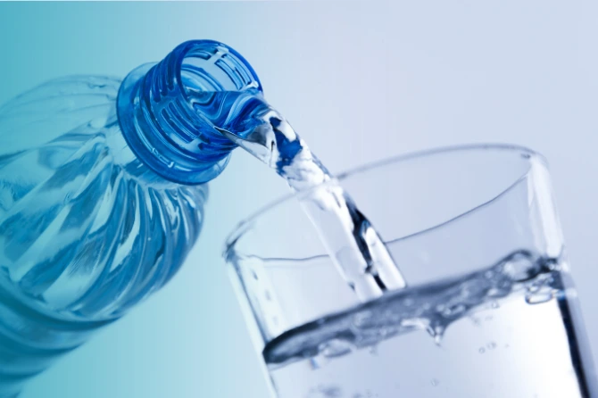 Pourquoi choisir l’eau OxyVita plutôt qu’une eau minérale classique ?